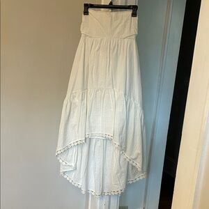 Elegant White Strapless Women's Dress